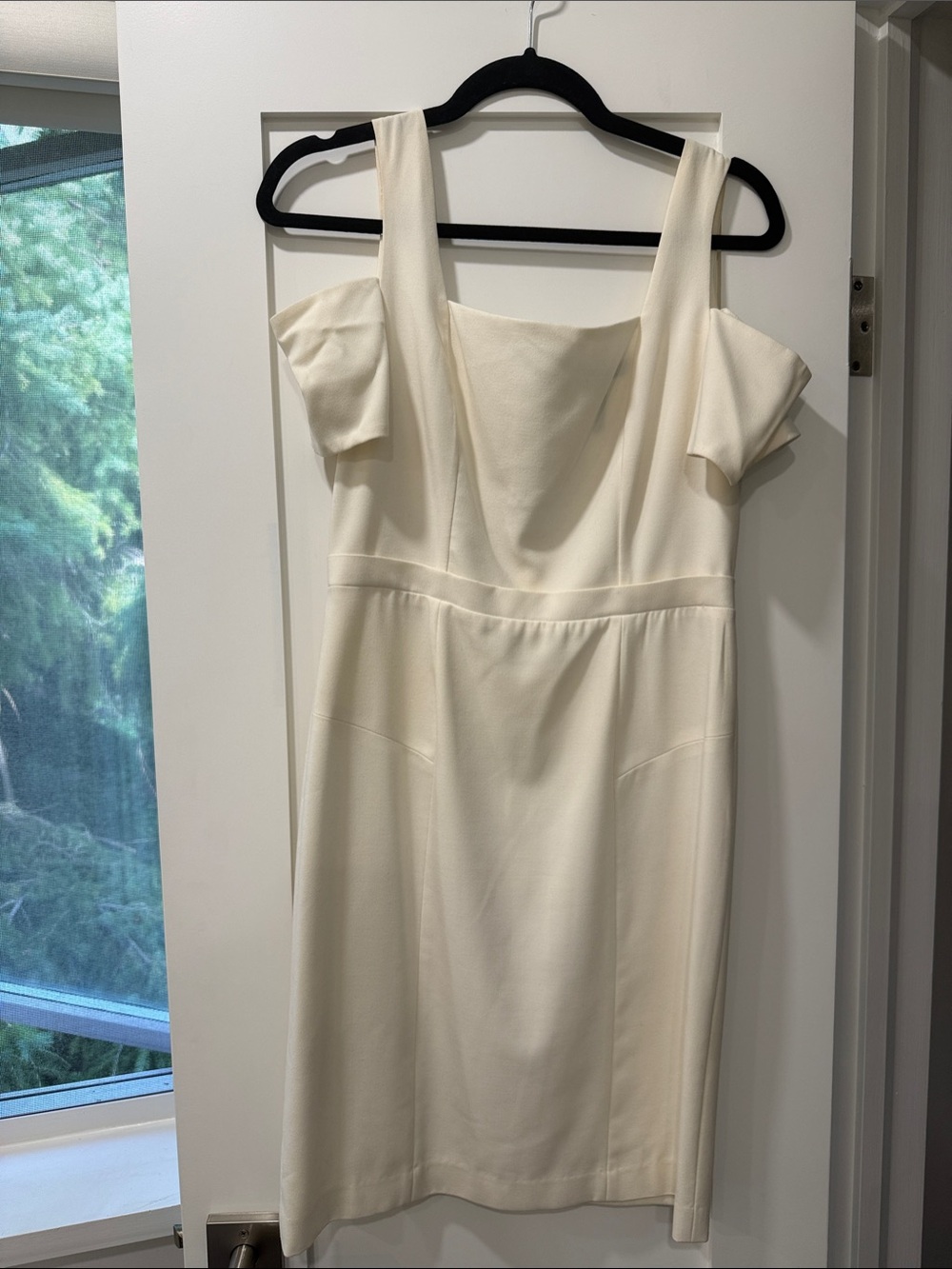 BCBGMaxAzria Cream Cold-Shoulder Midi Dress